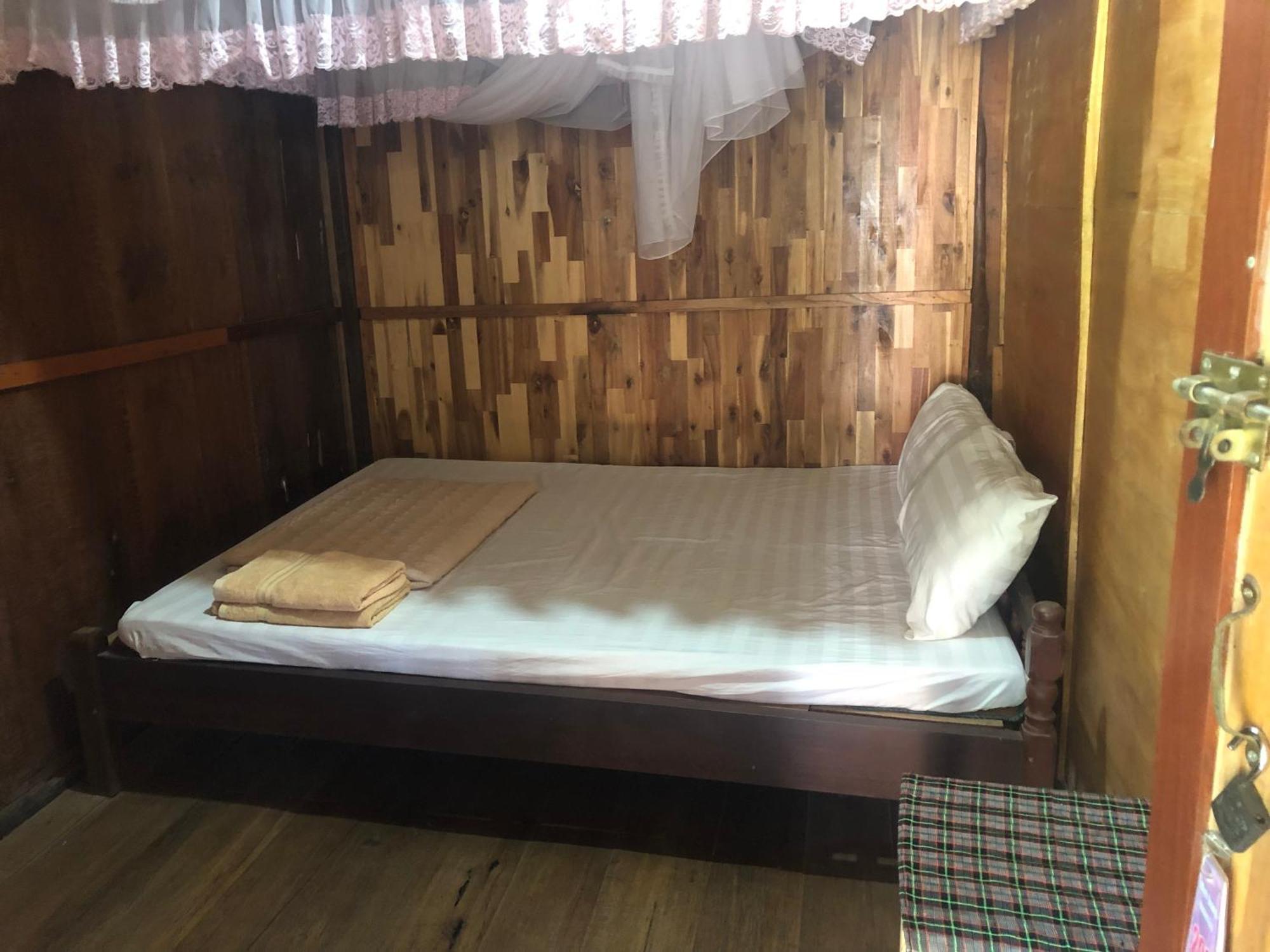 Minh Quang Homestay Ba Be18 Exterior foto